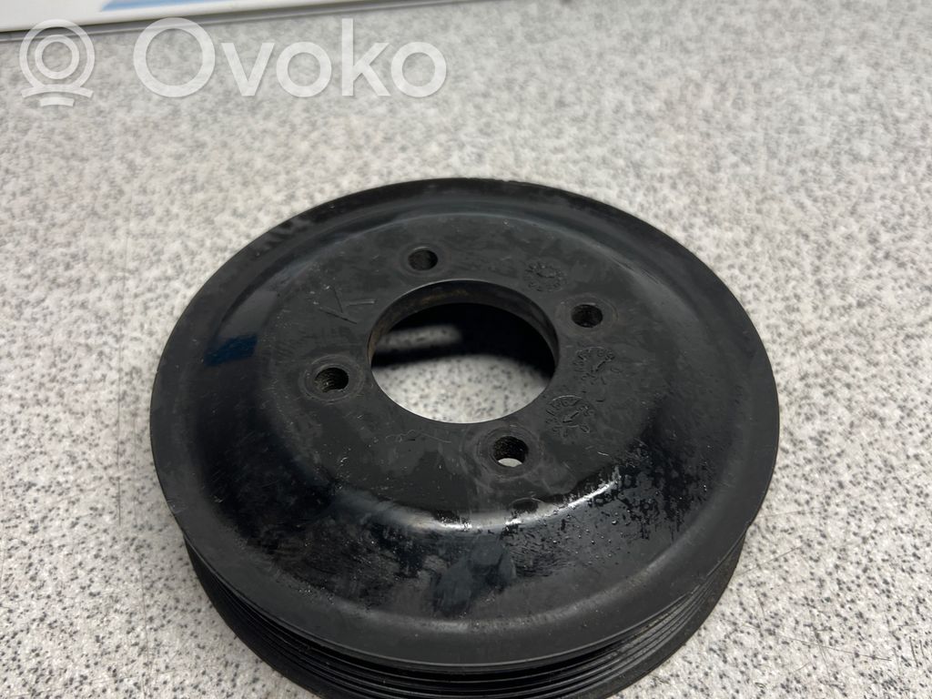 BMW 3 E46 Ohjaustehostimen pumpun hihnapyörä 