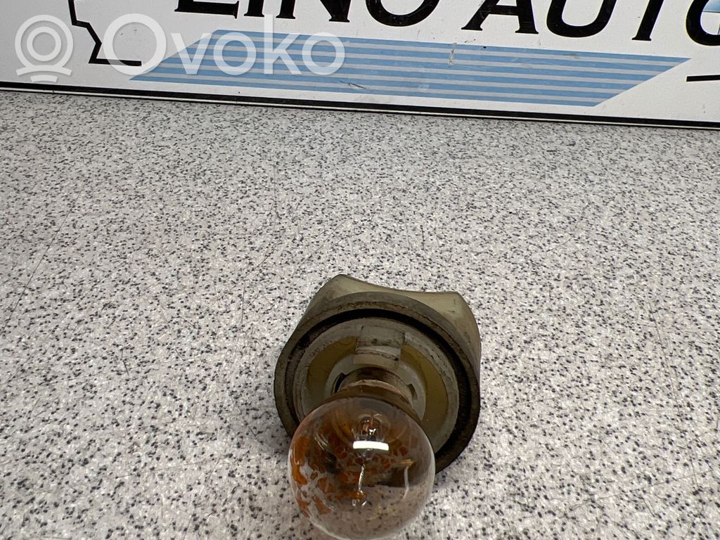 BMW 7 E32 Front indicator light 