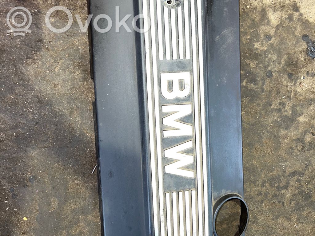 Engine cover (trim)   1748633