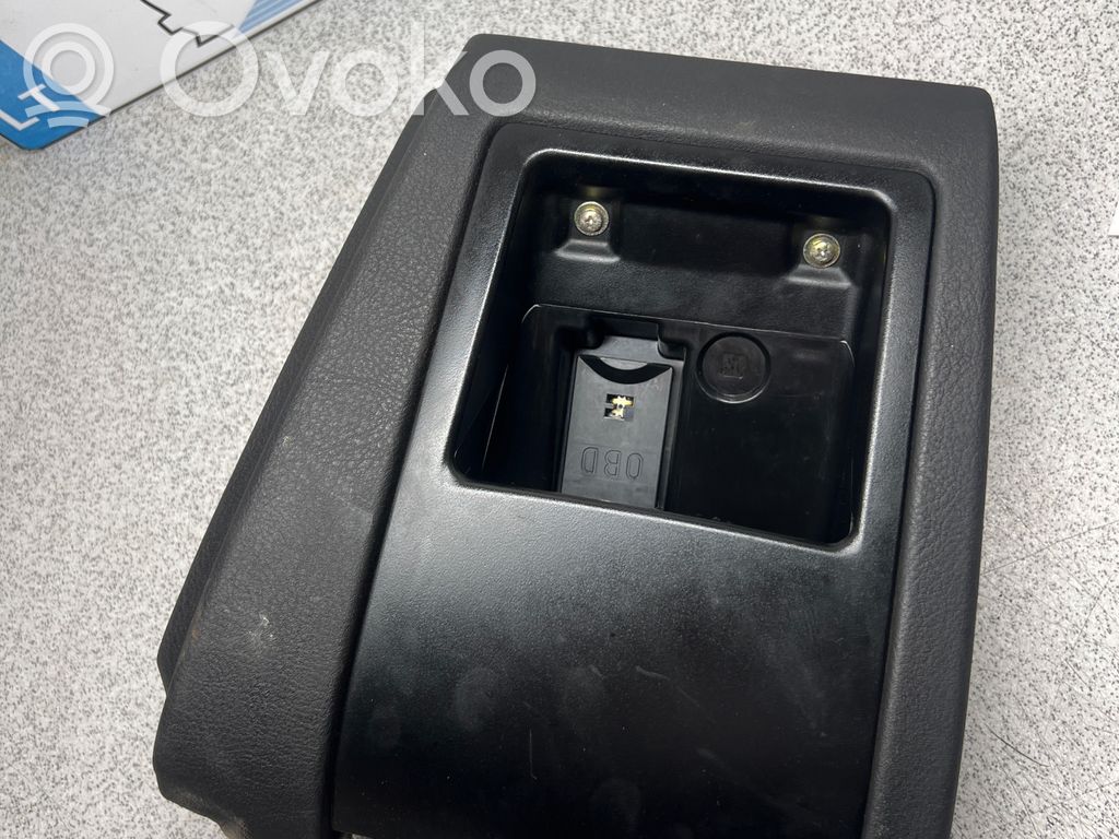 BMW 5 E39 Glove box 