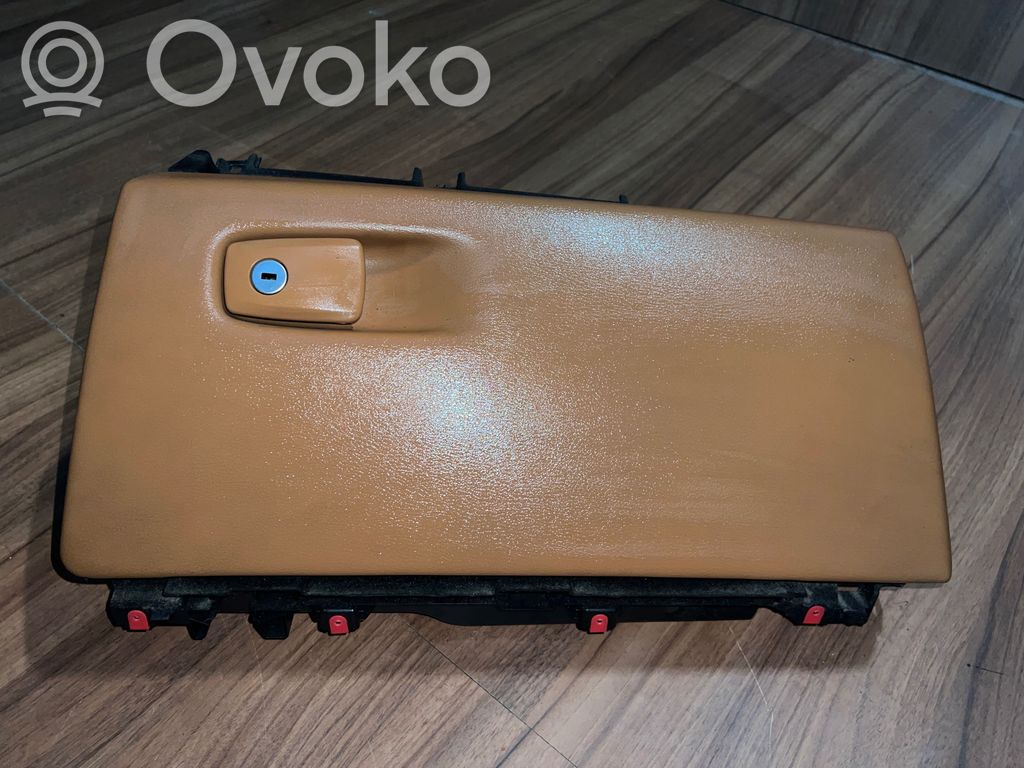 BMW X6 F16 Schowek deski rozdzielczej 