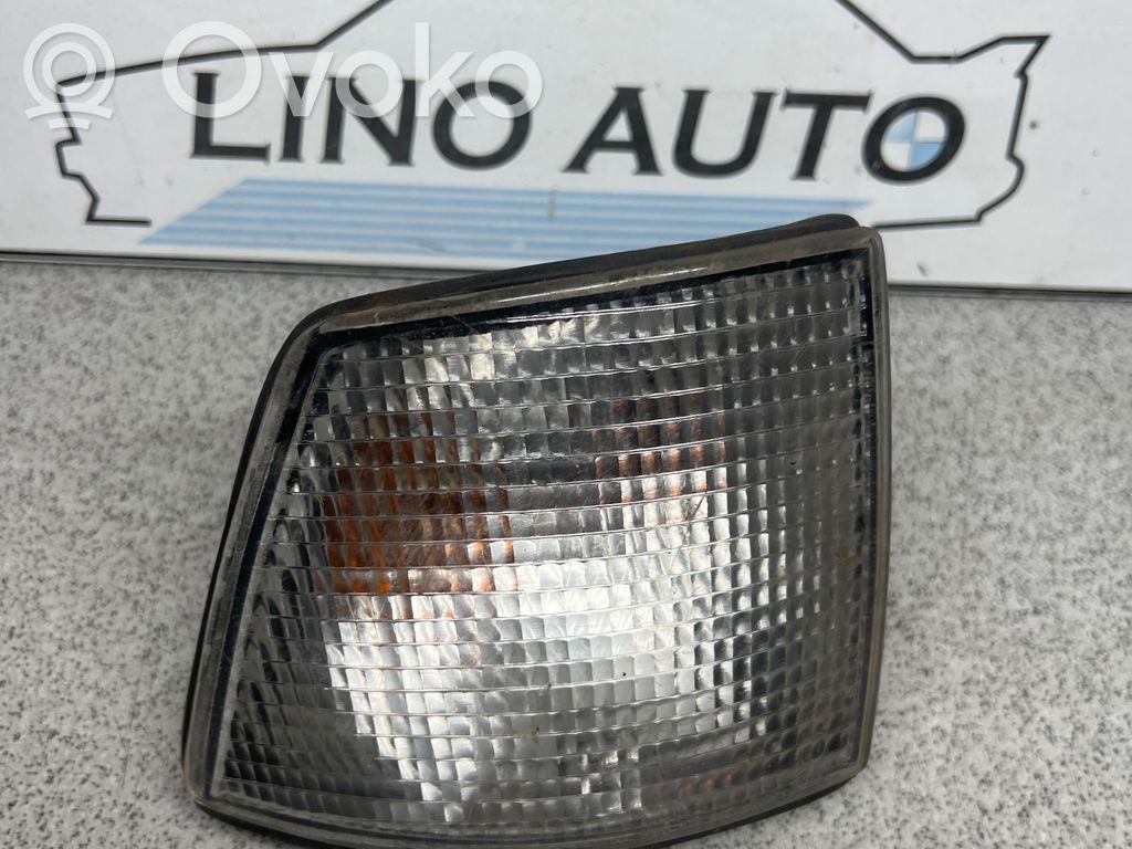 BMW 7 E32 Front indicator light 