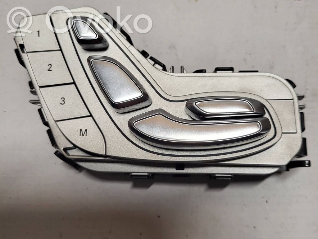 Mercedes-Benz C W205 Seat control switch 