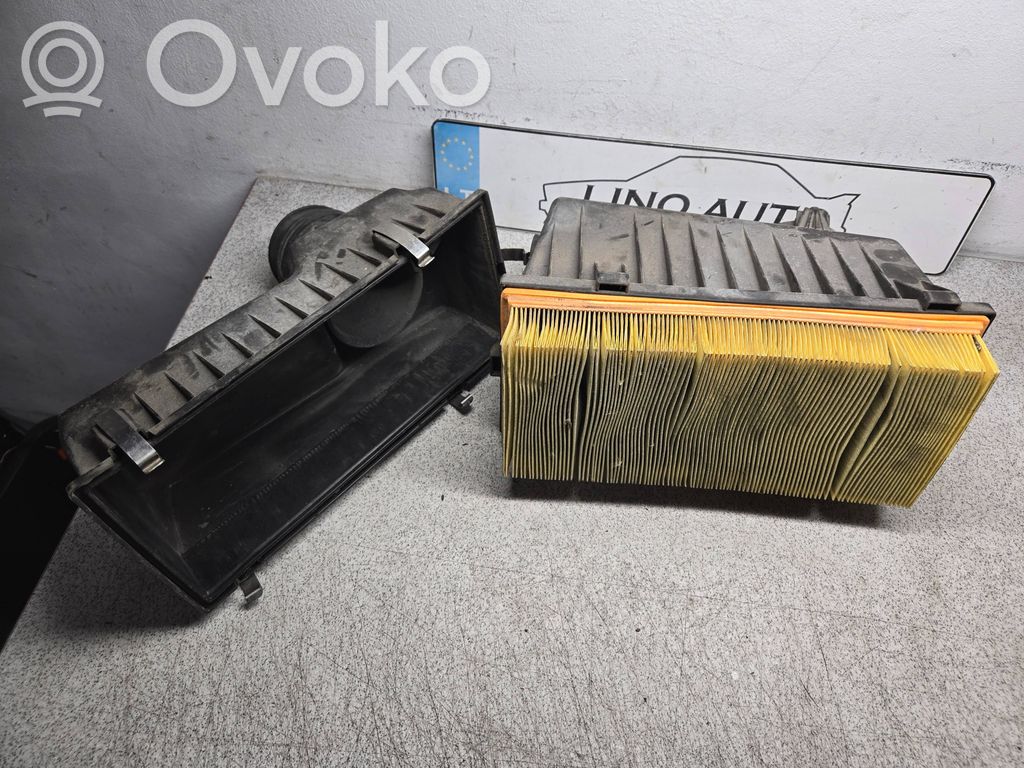 BMW 5 E34 Air filter box 