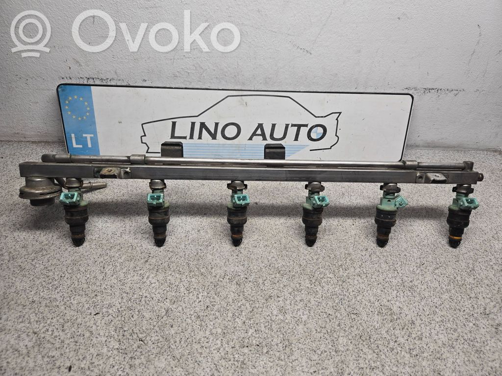 BMW 5 E39 Degvielas maģistrālā caurule 