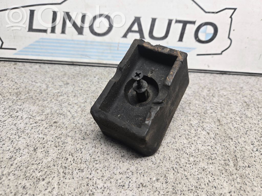 BMW 7 E65 E66 Base della presa Jacking 
