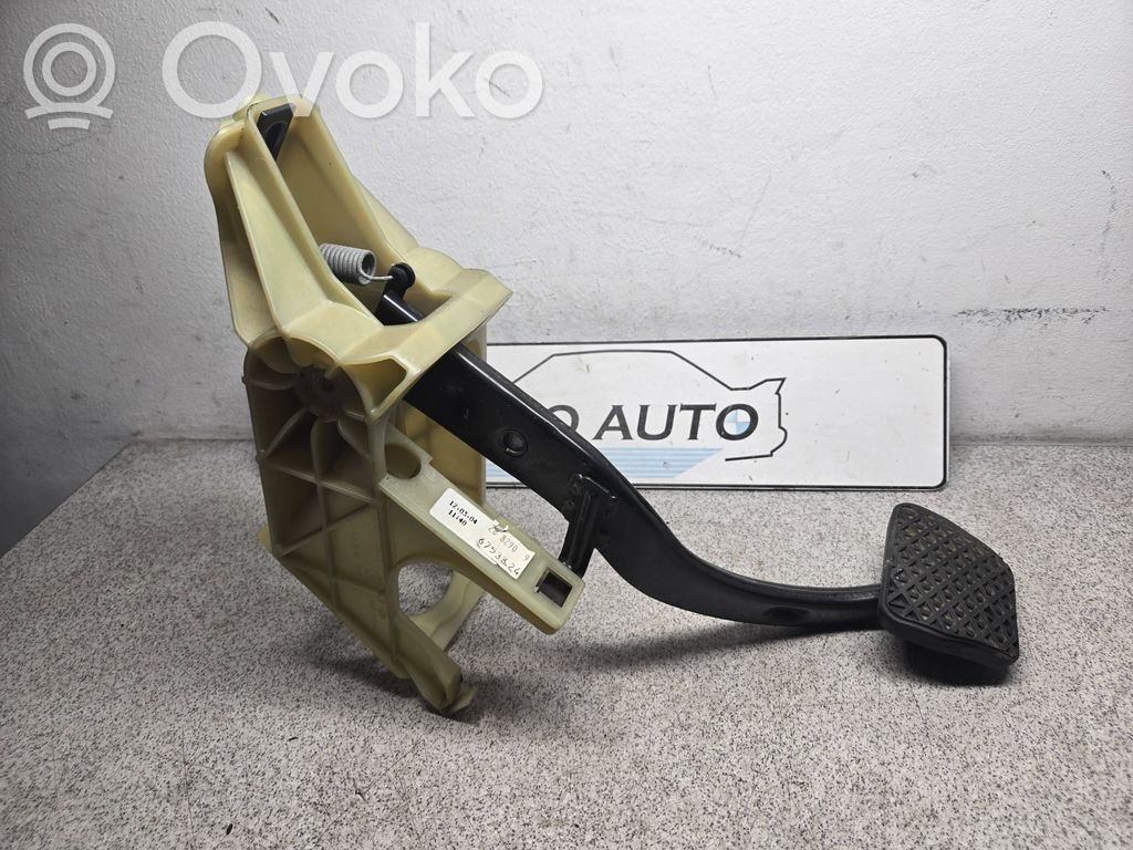 Pedal de freno   6752517