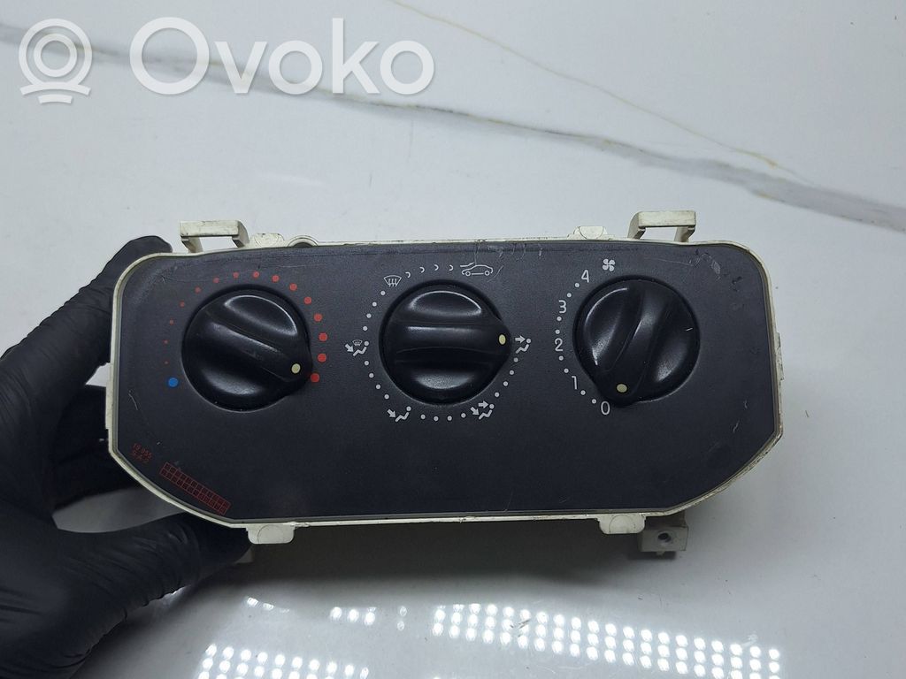 Renault Thalia I Climate control unit 