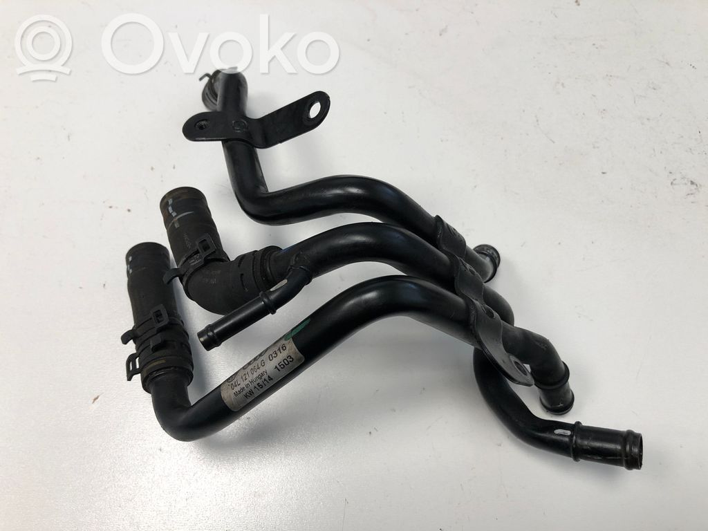 Volkswagen Golf VII Engine coolant pipe/hose 
