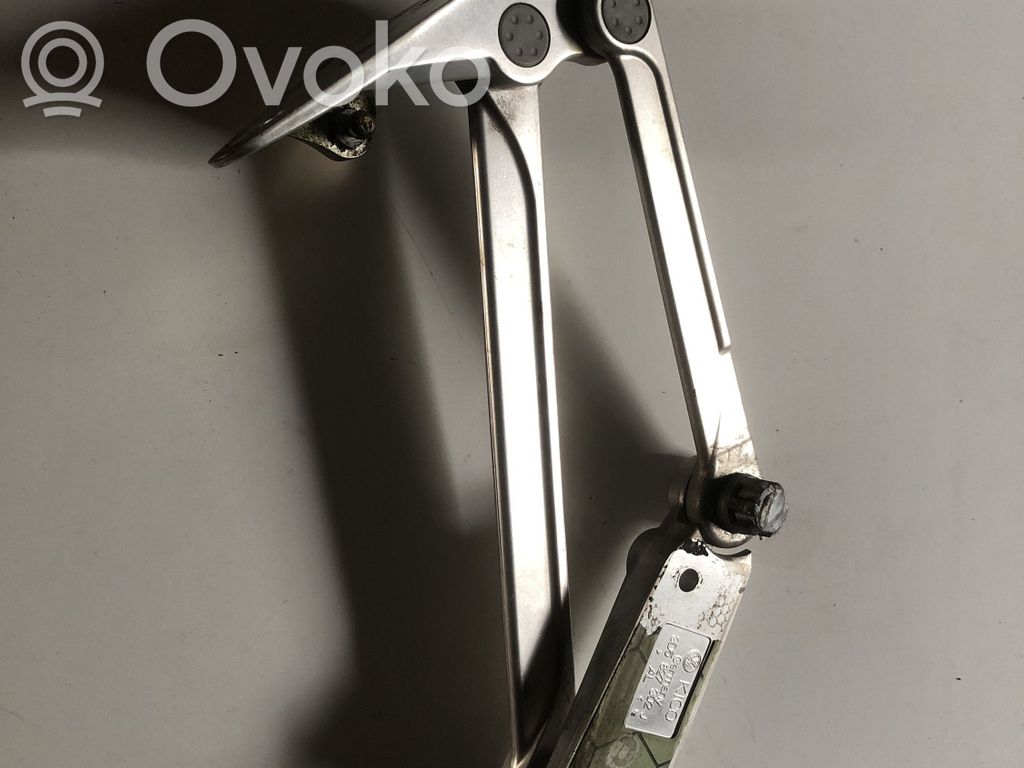 Volkswagen Phaeton Tailgate/trunk/boot hinge 