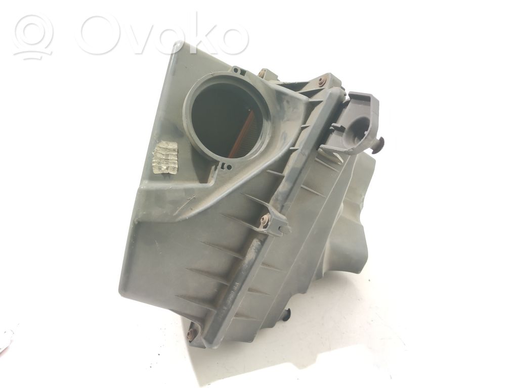Volvo V50 Air filter box 
