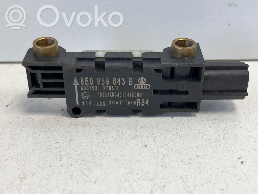 Audi A4 S4 B7 8E 8H Airbag deployment crash/impact sensor 