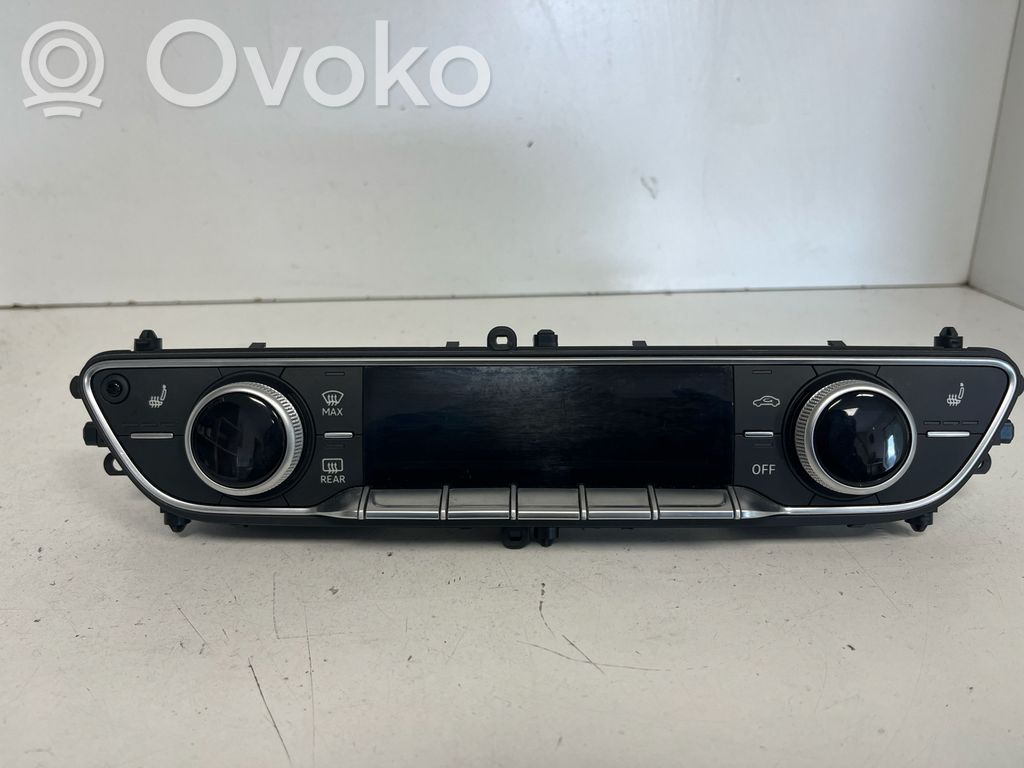 Audi A5 Climate control unit 