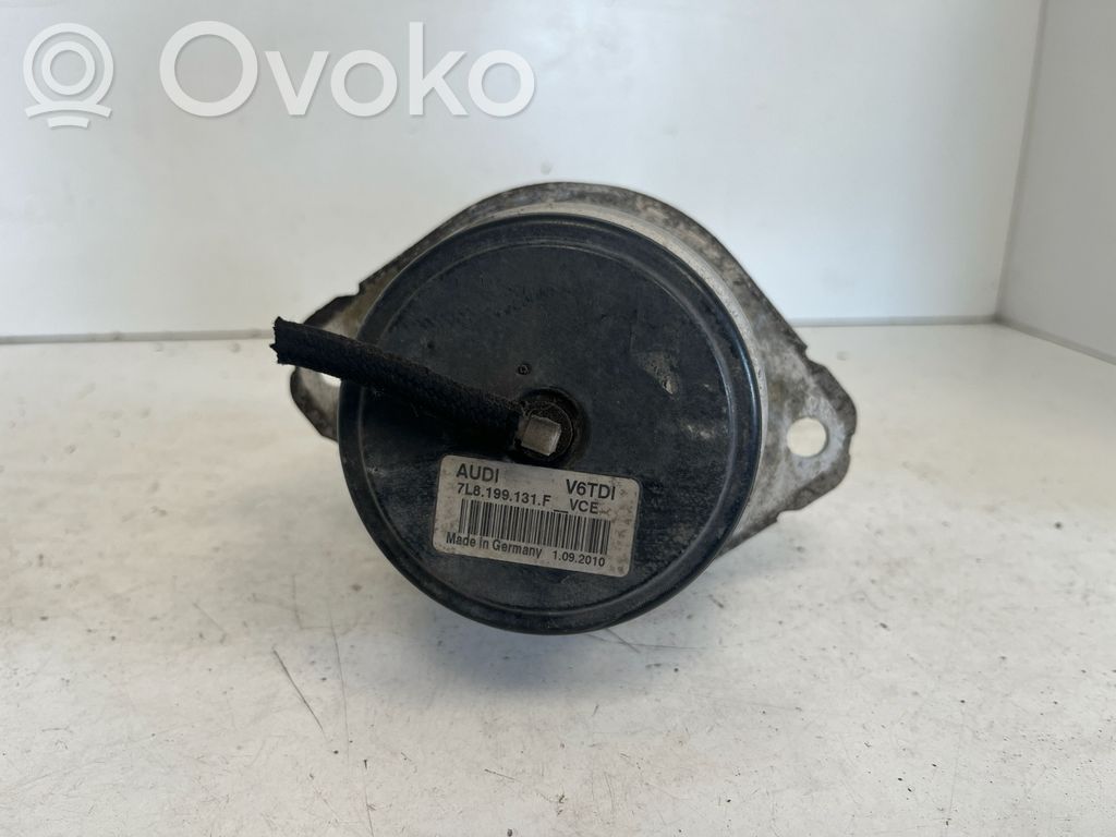 Engine mount bracket   7L8199131F