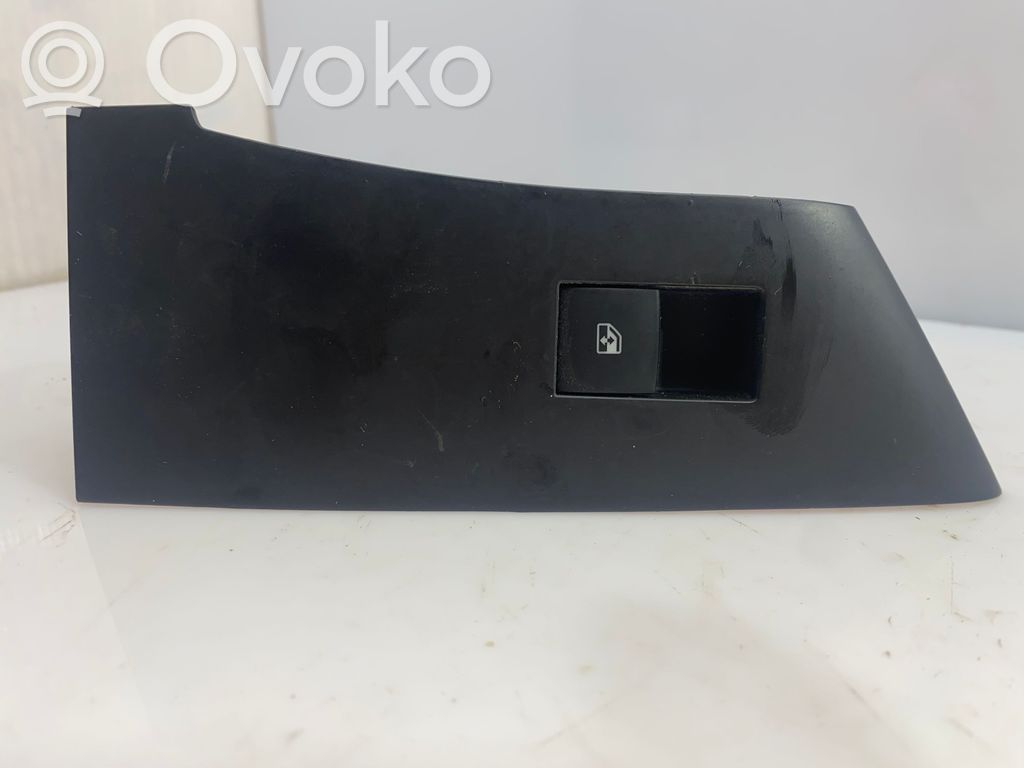 Opel Astra J Electric window control switch 