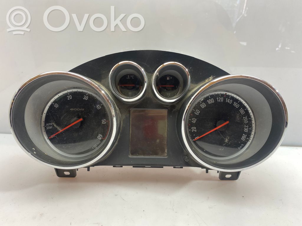 Opel Astra J Speedometer (instrument cluster) 