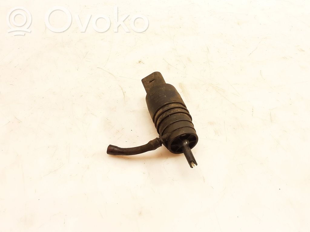 Audi A4 S4 B6 8E 8H Windscreen/windshield washer pump 