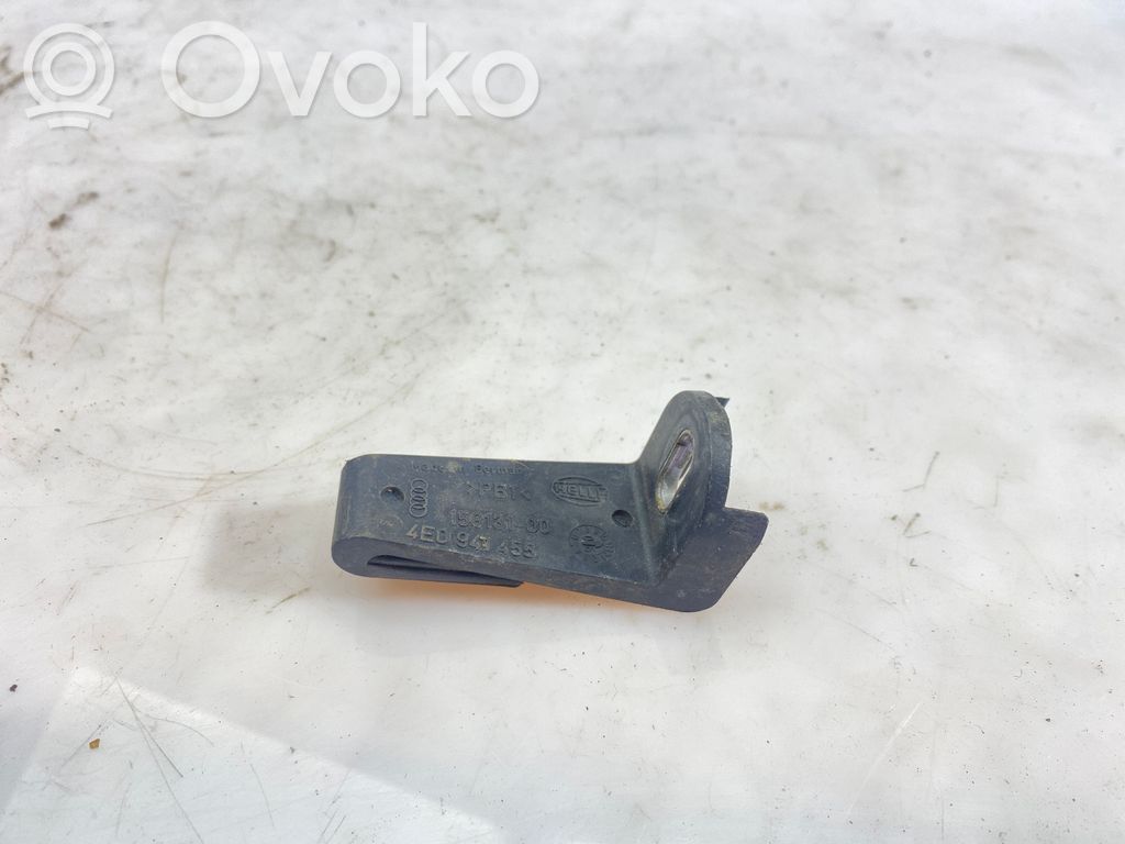 Audi A8 S8 D3 4E Headlight/headlamp mounting bracket 