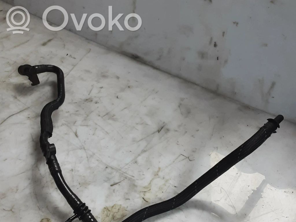 Audi Q7 4M Vacuum line/pipe/hose 