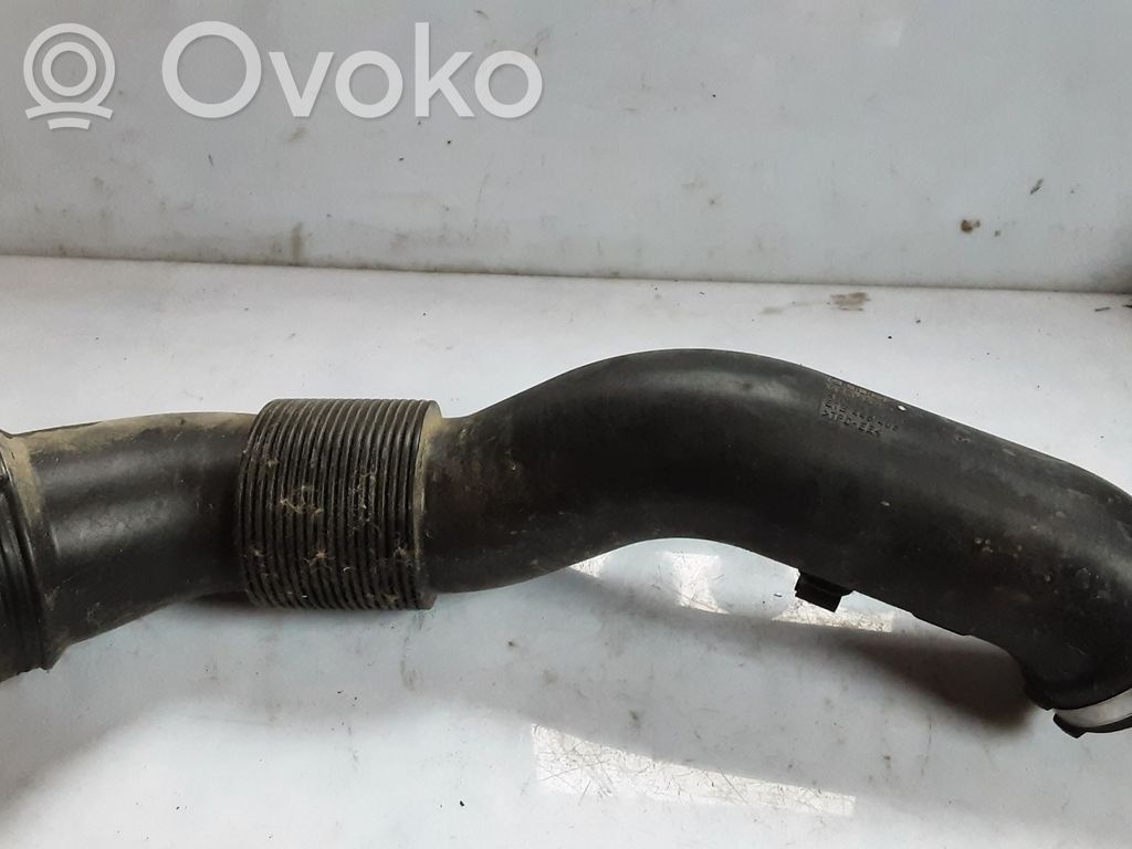 Audi A8 S8 D4 4H Część rury dolotu powietrza 