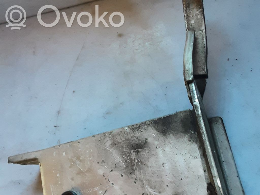 Audi A6 S6 C7 4G Priekšpusē bampera amortizators 