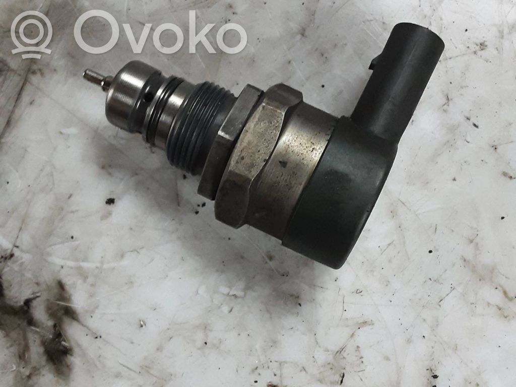 Audi A6 S6 C7 4G Rampă alimentare injectoare 