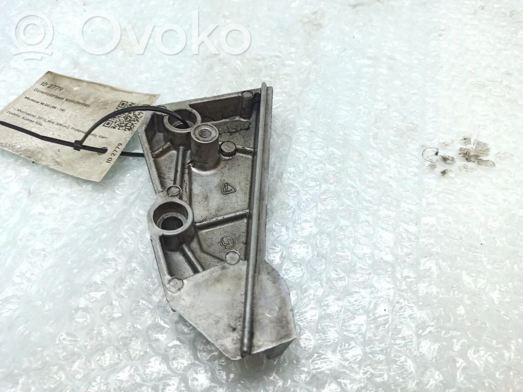 Generator/alternator bracket   3800031