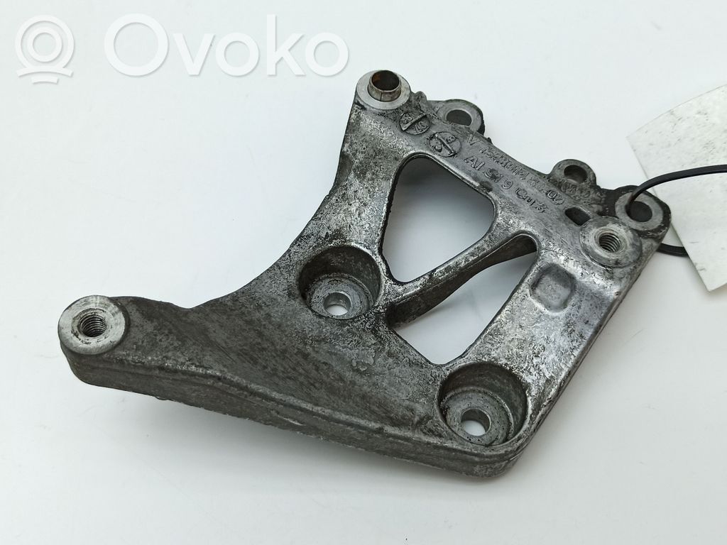 Peugeot 308 A/C compressor mount bracket 