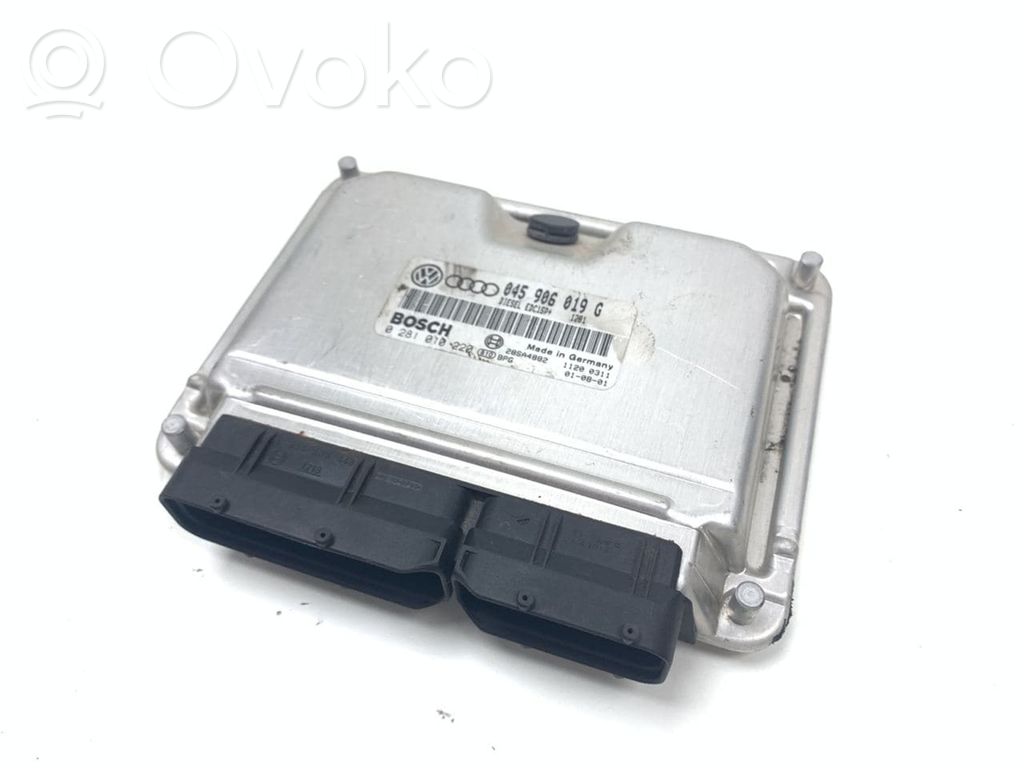 Unidad de control/módulo del motor   045906019G,0281010220