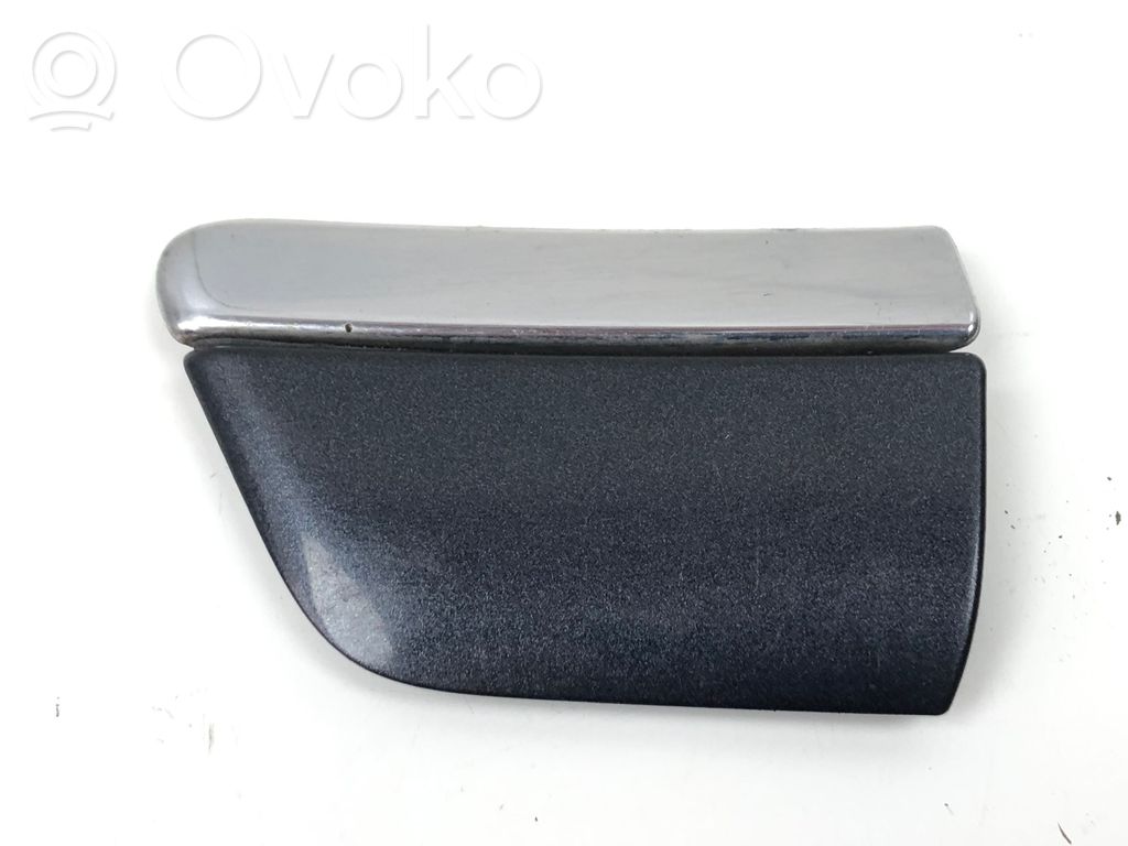 Audi A8 S8 D3 4E Lokasuojan lista (muoto) 