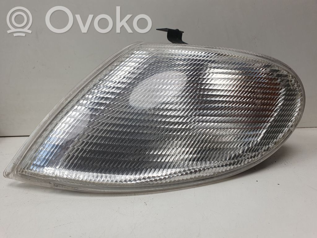 Volkswagen Sharan Front indicator light 