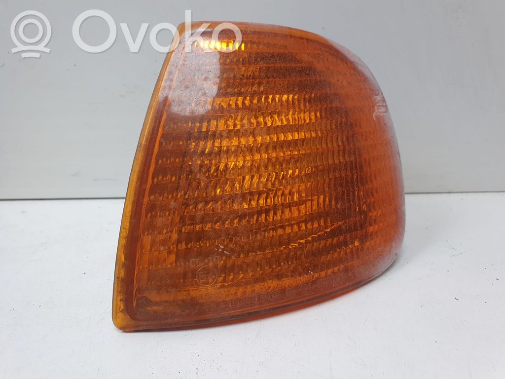 Volkswagen Caddy Front indicator light 