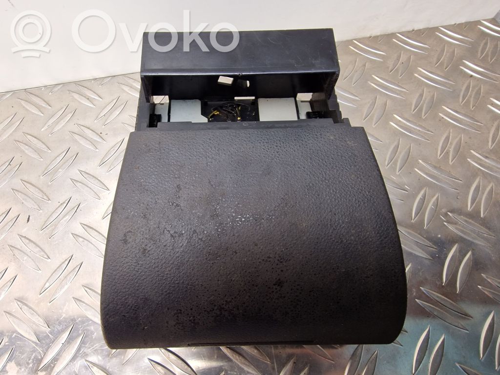 Audi A2 Pelnutrauks (priekšā) 