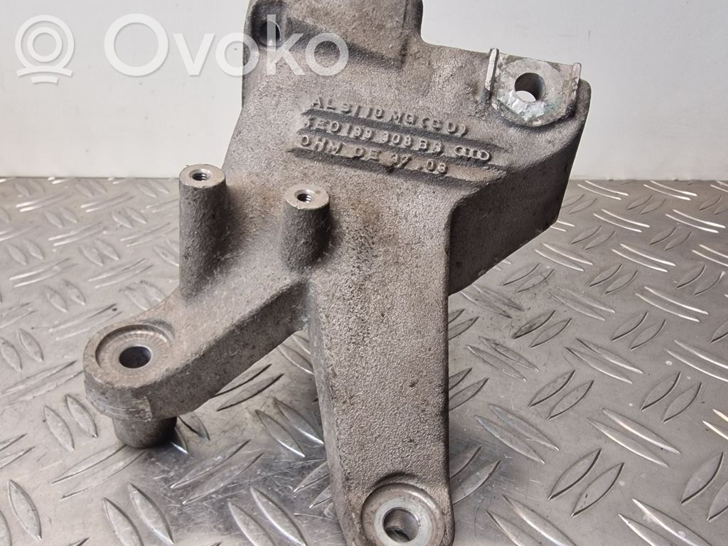 Audi A8 S8 D3 4E Engine mounting bracket 