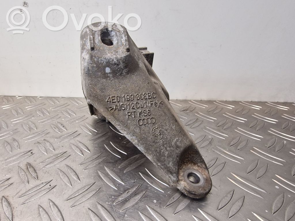 Audi A8 S8 D3 4E Engine mounting bracket 