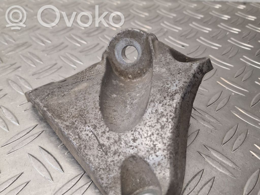 Audi A8 S8 D3 4E Gearbox mounting bracket 