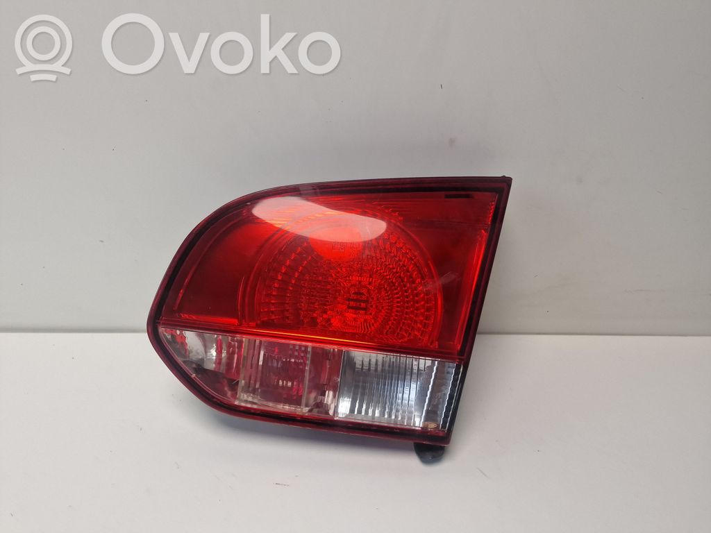 Volkswagen Golf VI Lampy tylnej klapy bagażnika 