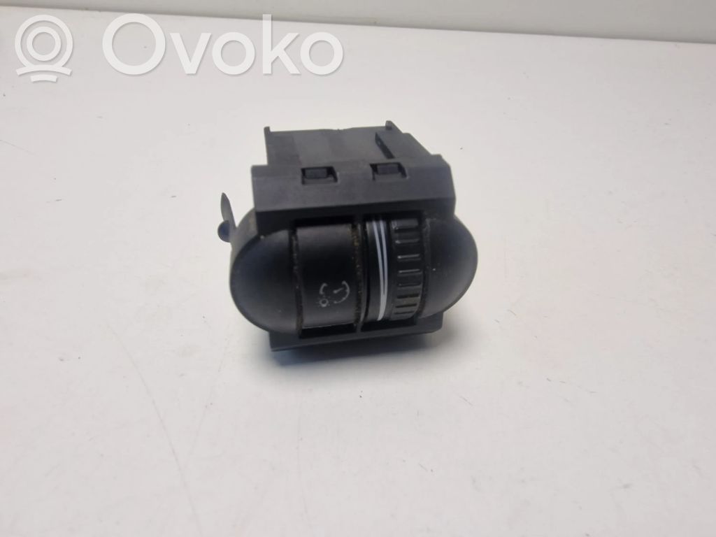 Volkswagen Eos Headlight level height control switch 
