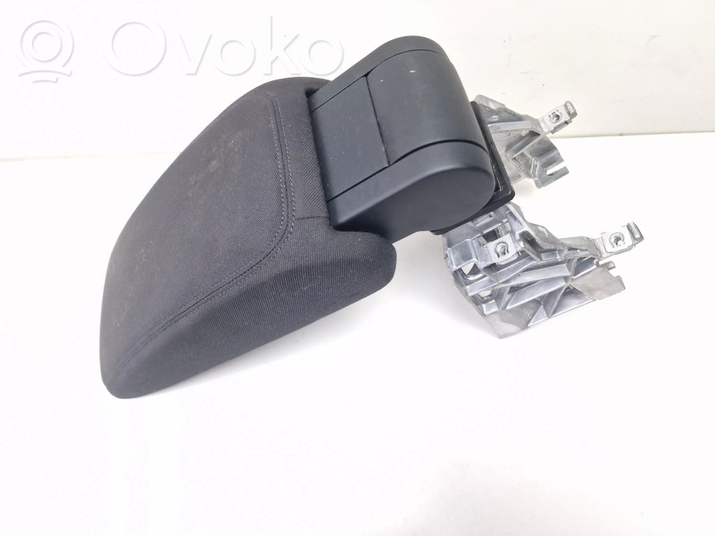 Audi A3 S3 8V Armlehne 