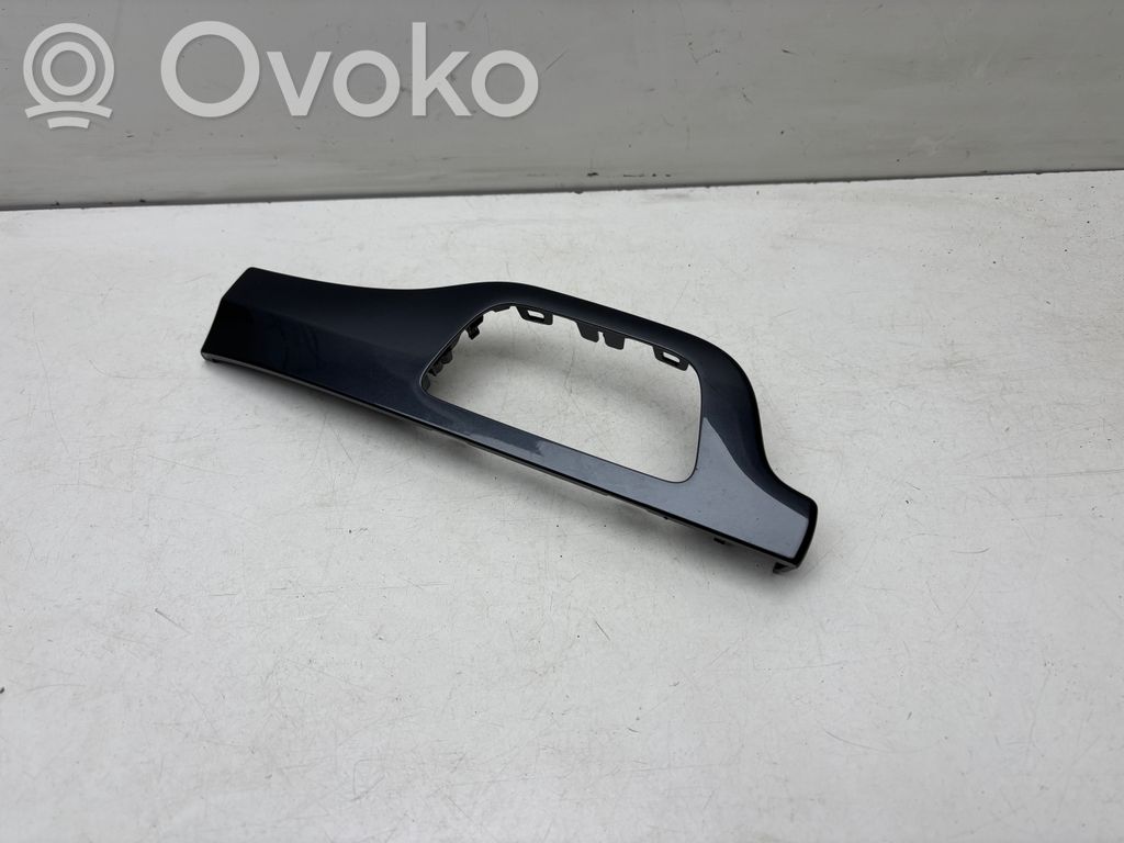 Audi SQ7 Panel trim 