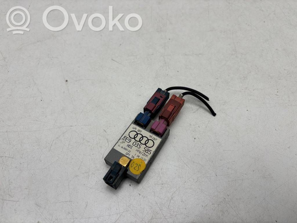 Audi A4 S4 B6 8E 8H Pystyantennivahvistin 