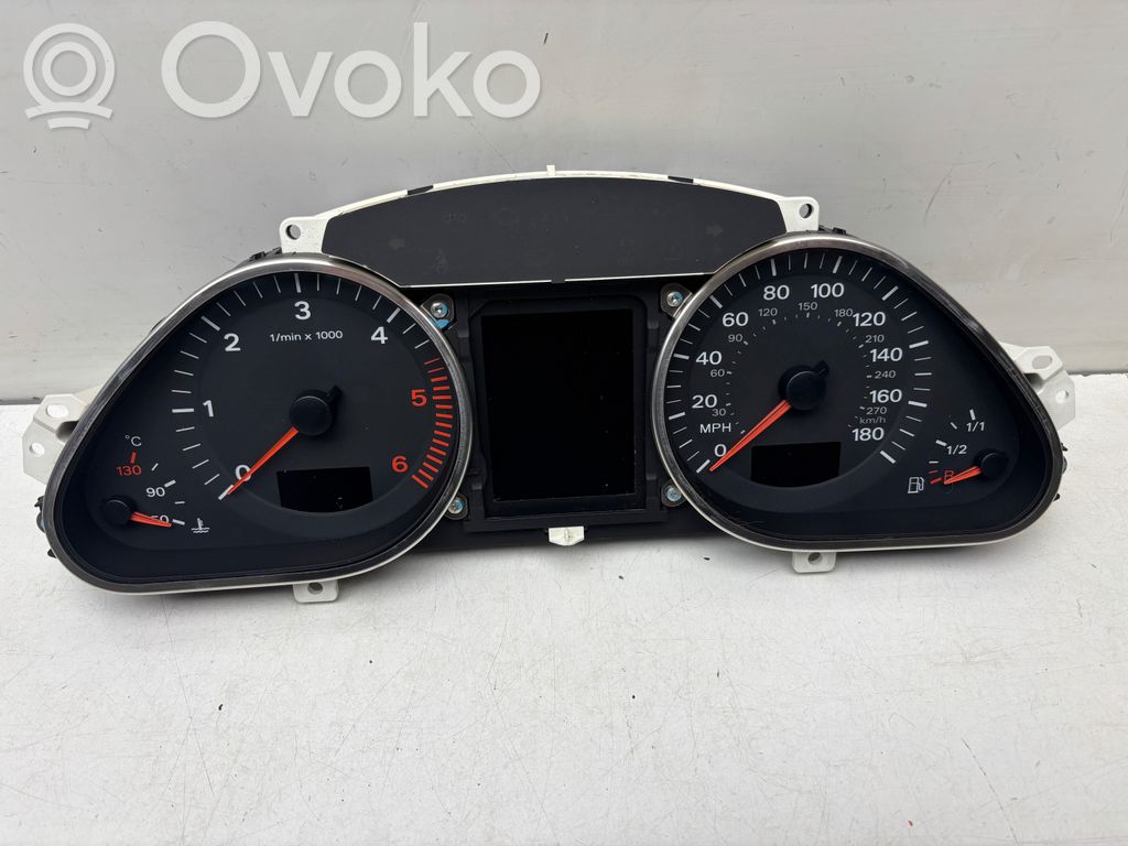Audi Q7 4L Nopeusmittari (mittaristo) 