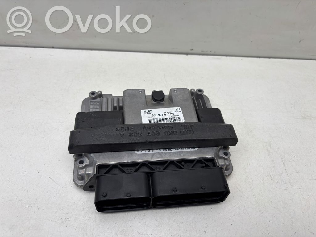 Audi A4 S4 B8 8K Engine control unit/module 
