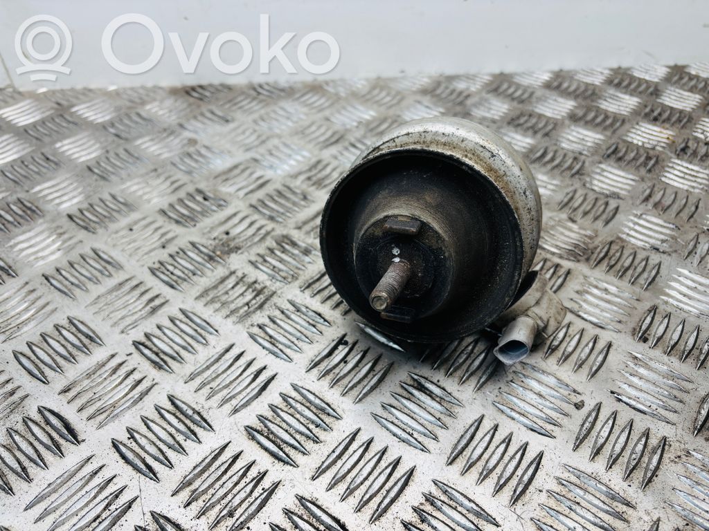 Engine mount bracket   4F0199379BL