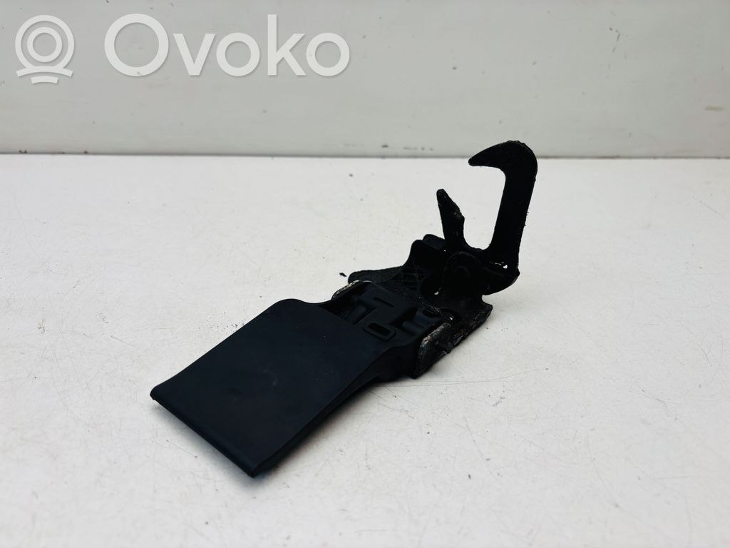 Audi Q3 8U Cârlig/încuietoare capotă motor 