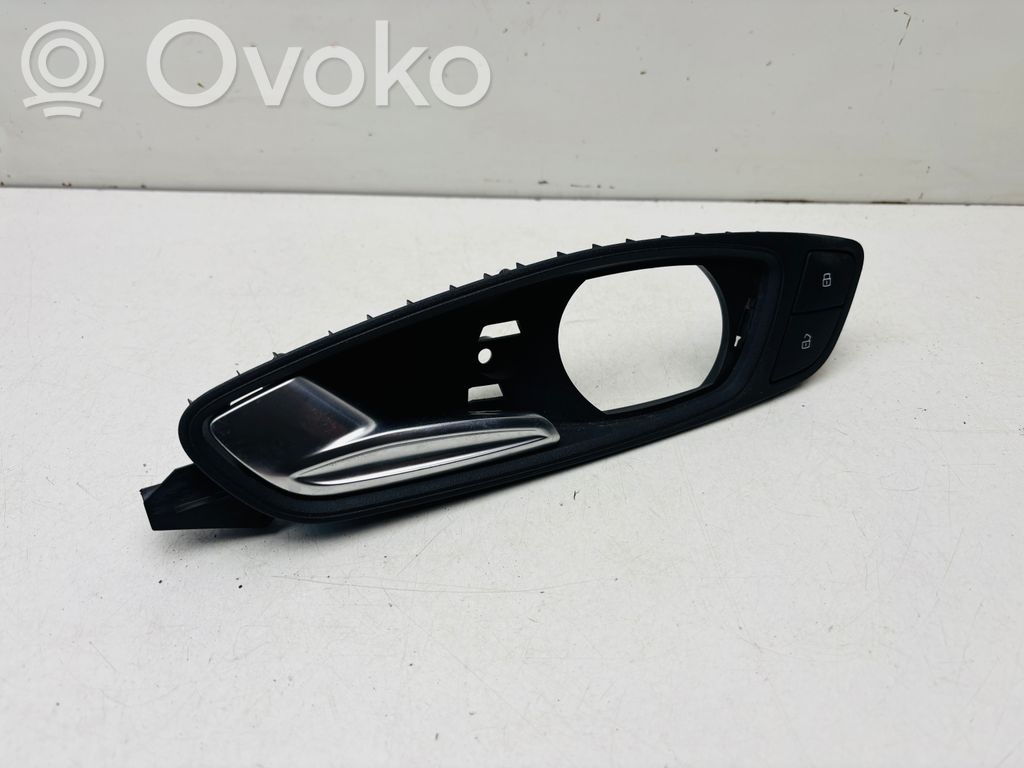 Audi A1 Front door interior handle 
