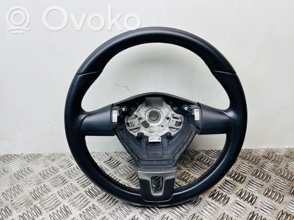 Volkswagen PASSAT B7 Ohjauspyörä 