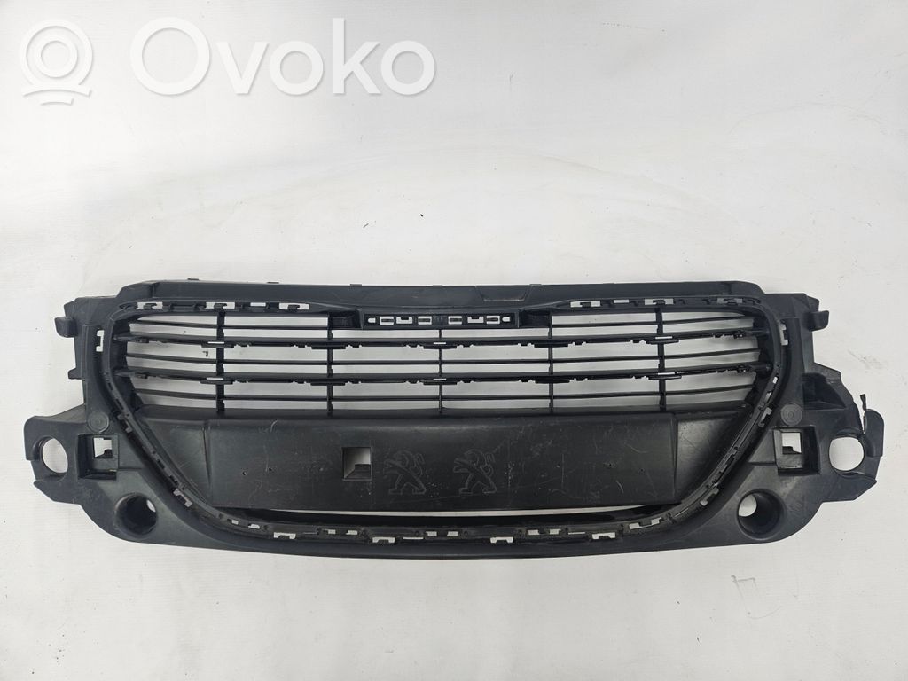 Peugeot 301 Kratka dolna zderzaka przedniego 