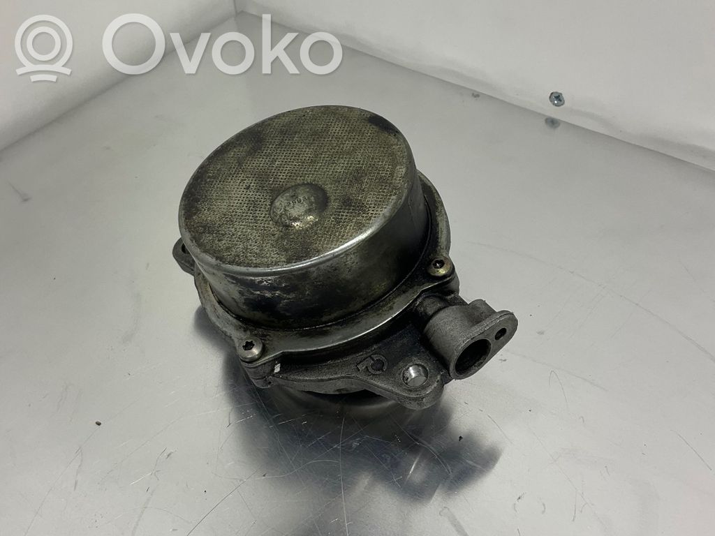 Vacuum pump