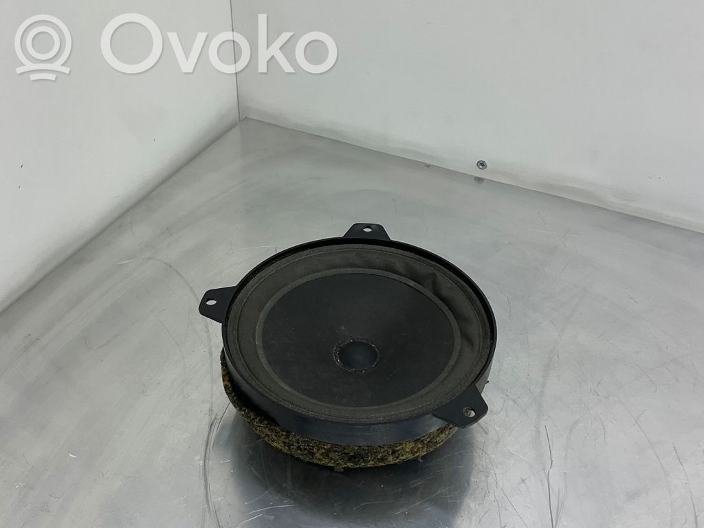 BMW 3 E46 Front door speaker 